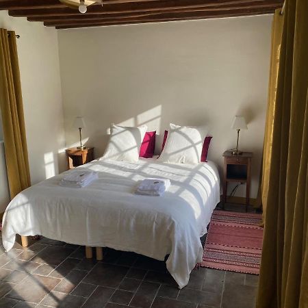 Une Vie En Rose Pressagny-lʼOrgeuilleux Zewnętrze zdjęcie