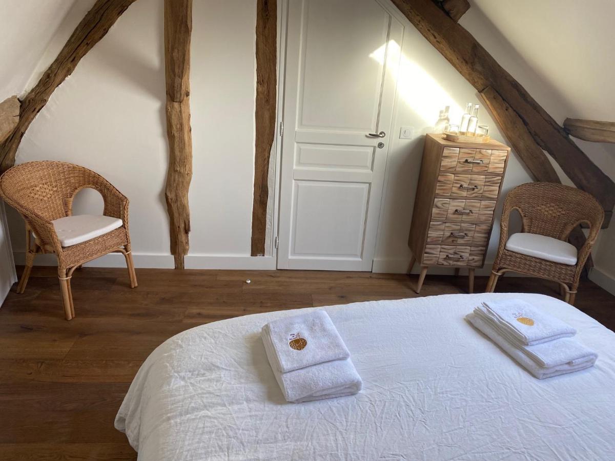 Une Vie En Rose Pressagny-lʼOrgeuilleux Zewnętrze zdjęcie